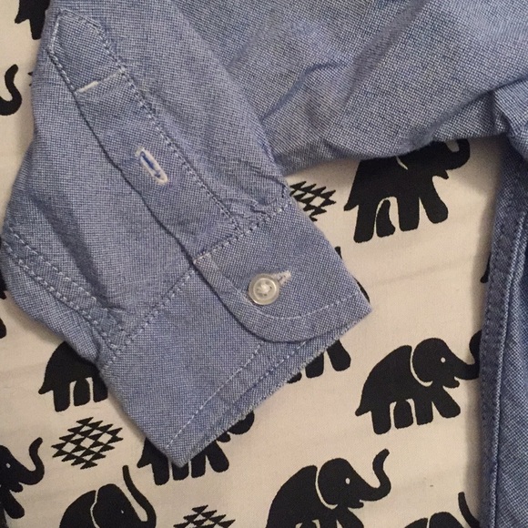 Buttoned Up - Picture 4 of 4